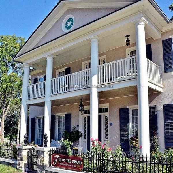 The Carriage House Flat - Downtown Paris Canada Exterior foto